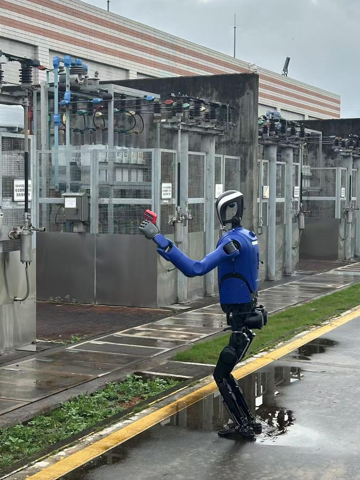 電力人形機器人